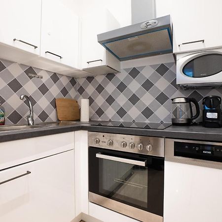 Apartment In The Central Area. 5 Minute'S Walk To The Danube. Vienne Extérieur photo