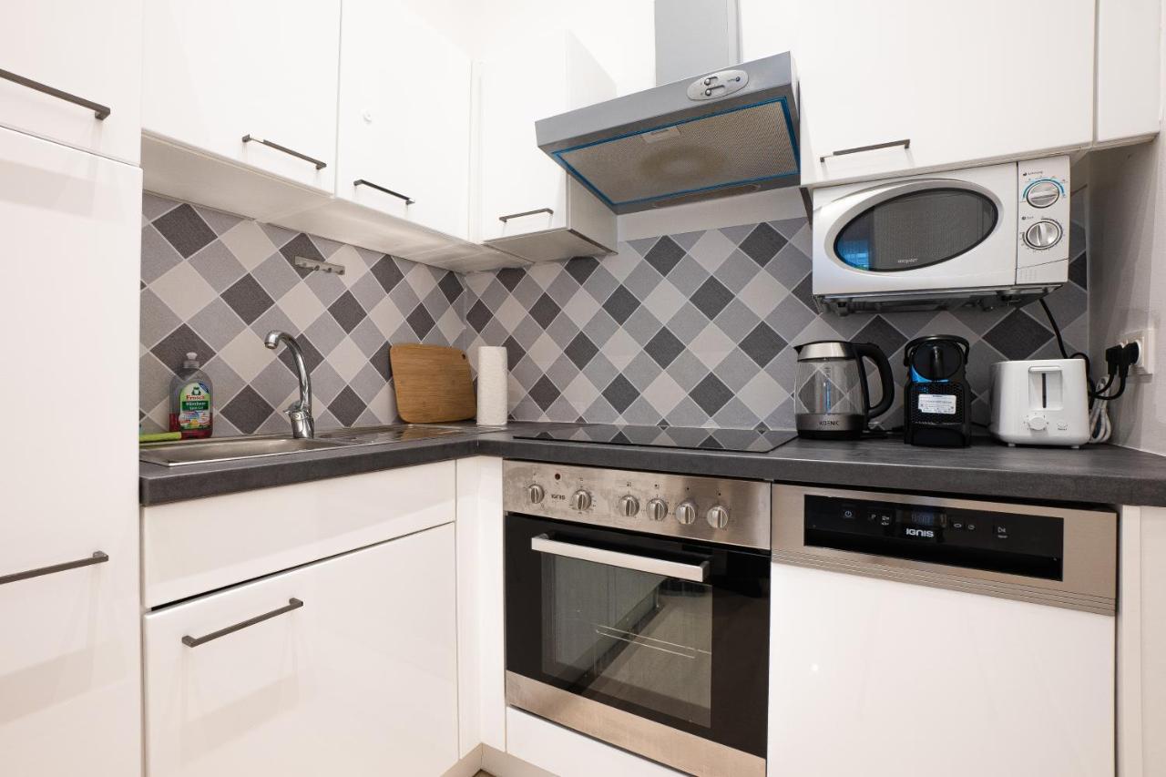 Apartment In The Central Area. 5 Minute'S Walk To The Danube. Vienne Extérieur photo