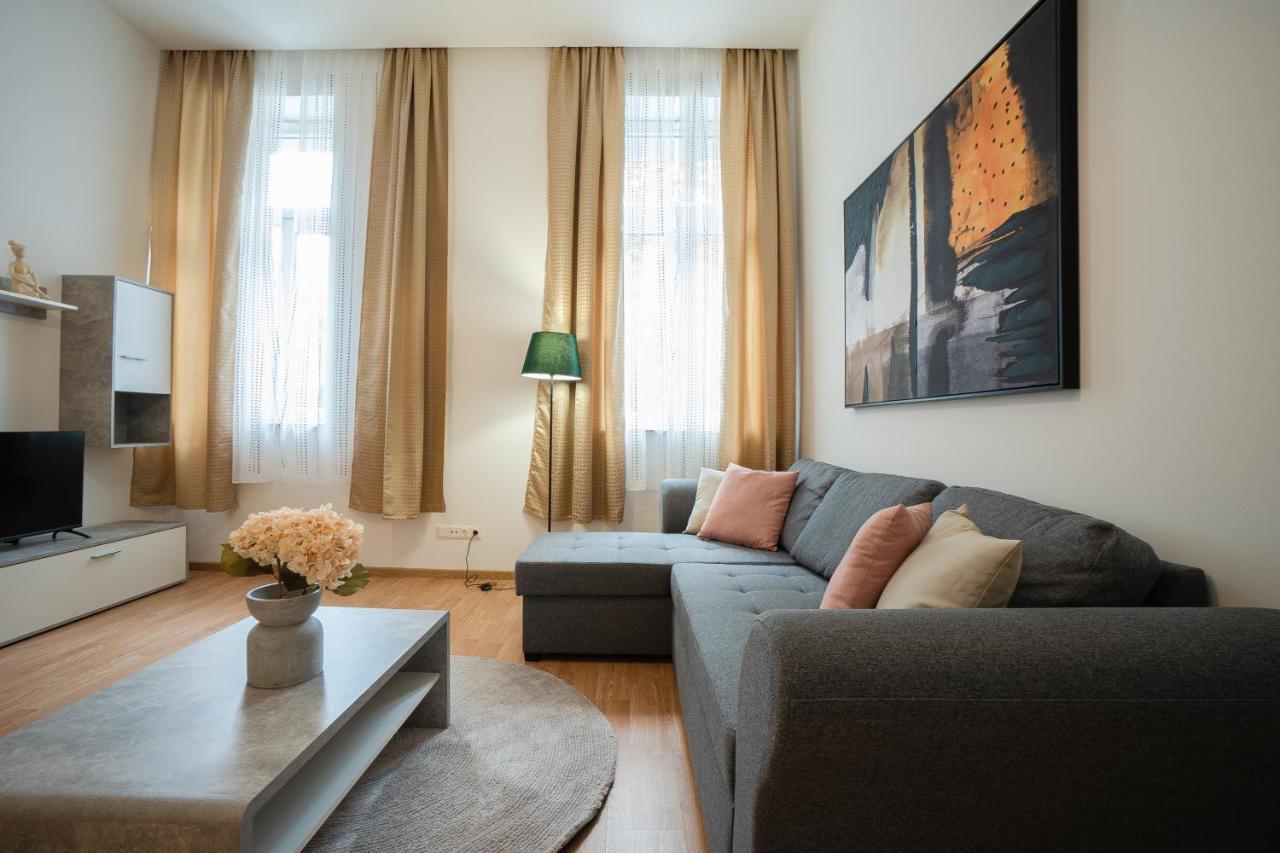 Apartment In The Central Area. 5 Minute'S Walk To The Danube. Vienne Extérieur photo