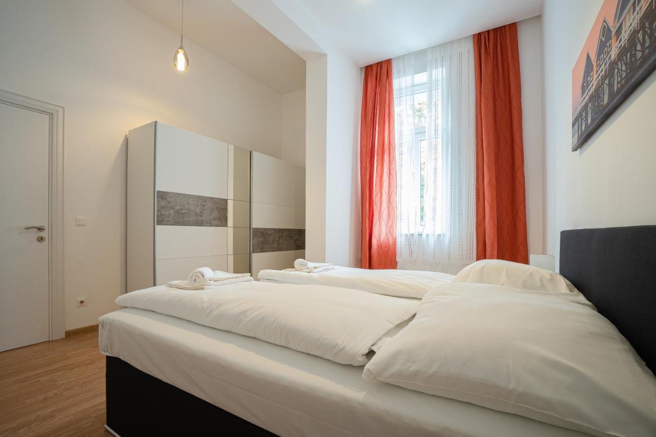 Apartment In The Central Area. 5 Minute'S Walk To The Danube. Vienne Extérieur photo